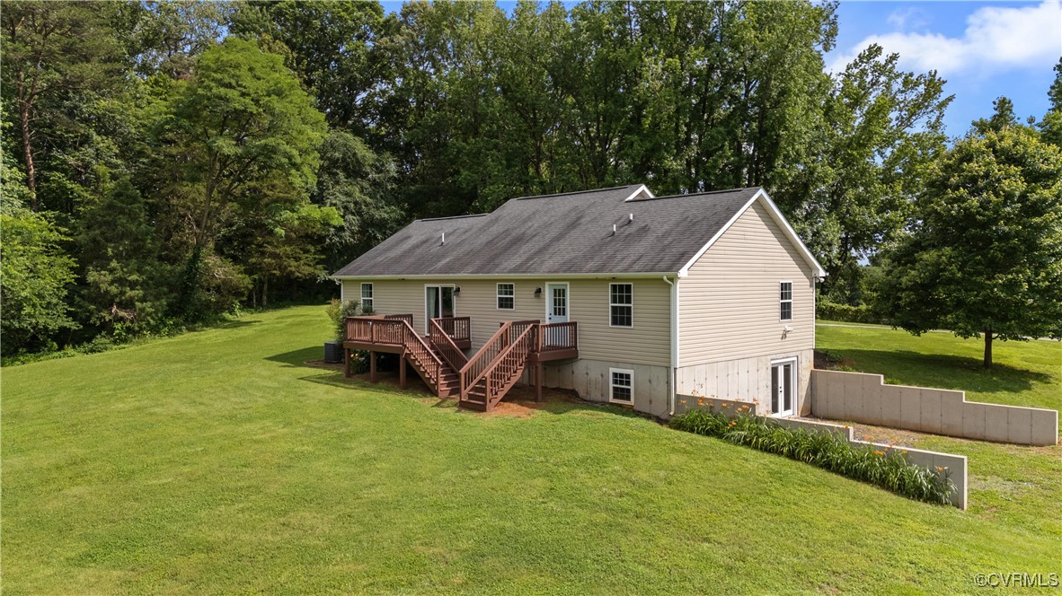 201 School Road Dillwyn, VA 23936 - Photo 40 of 48 a view of a house with backyard