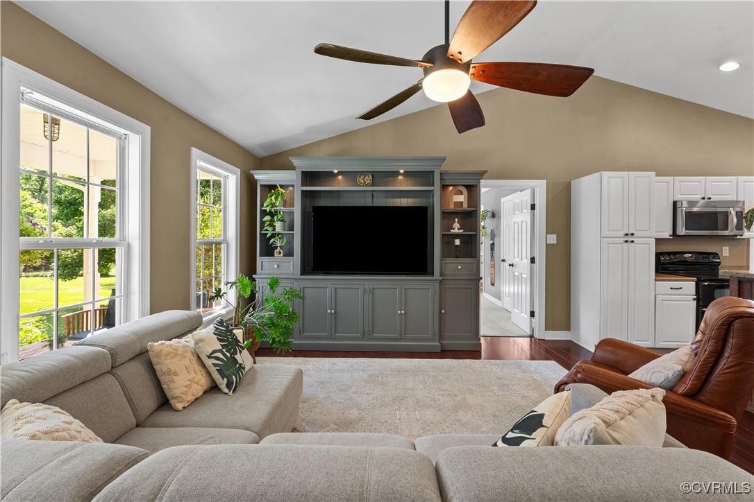 201 School Road Dillwyn, VA 23936 - Photo 7 of 48 a living room with furniture and a flat screen tv