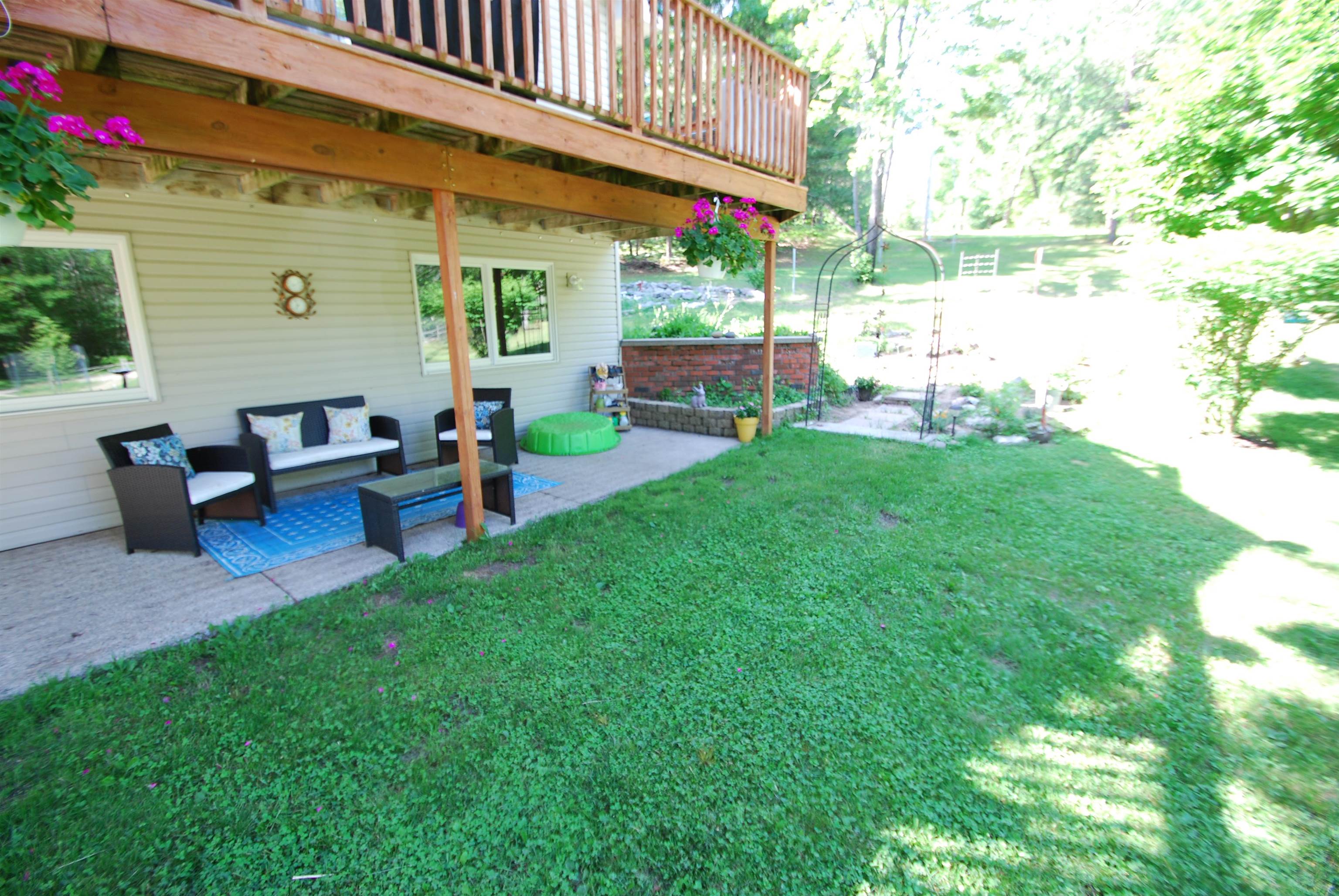 3951 Ogemaw Road West Branch, MI 48661 - Photo 9 of 84