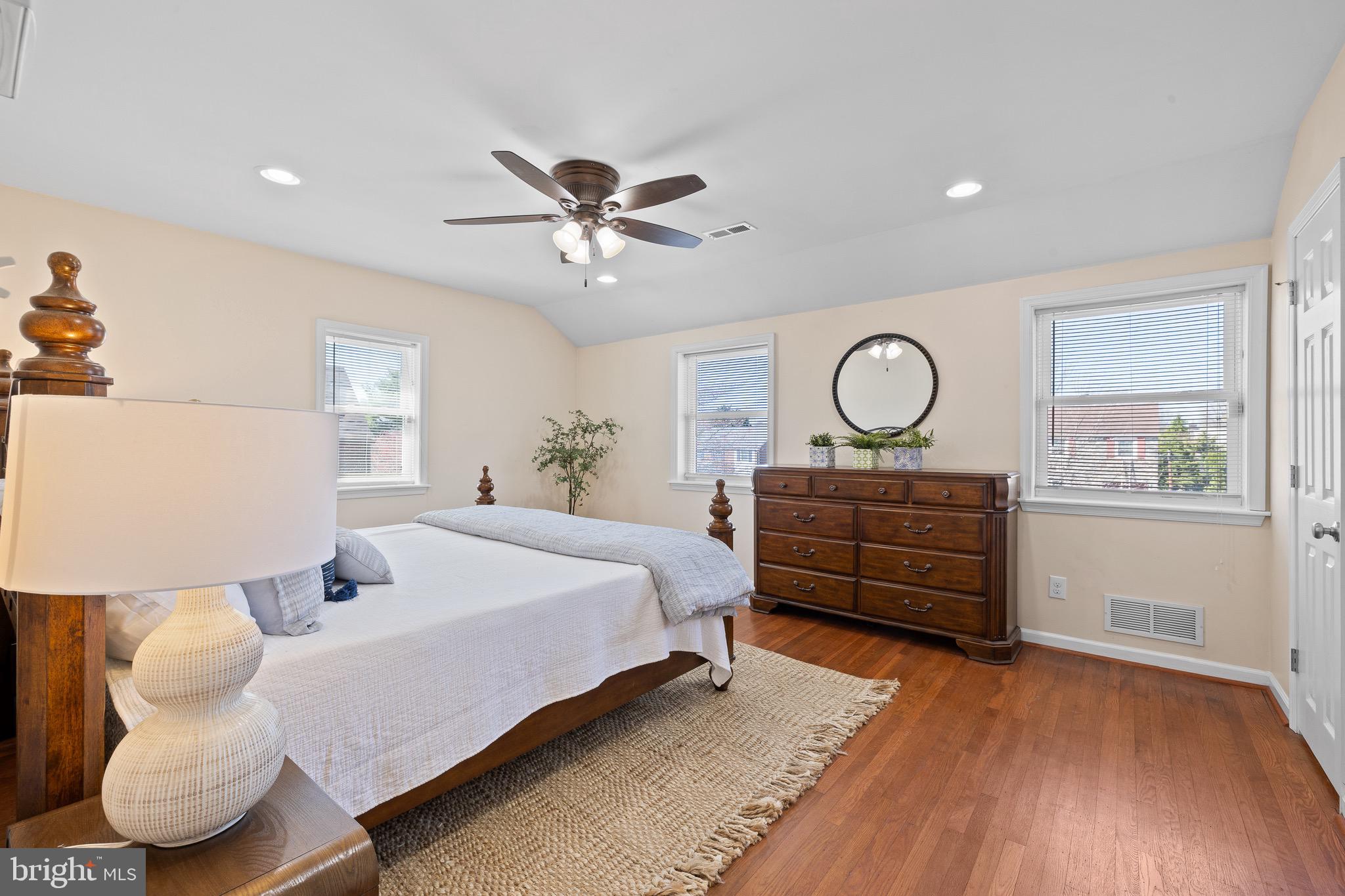 1521 Brierwood Road Havertown, PA 19083 - Photo 17 of 28