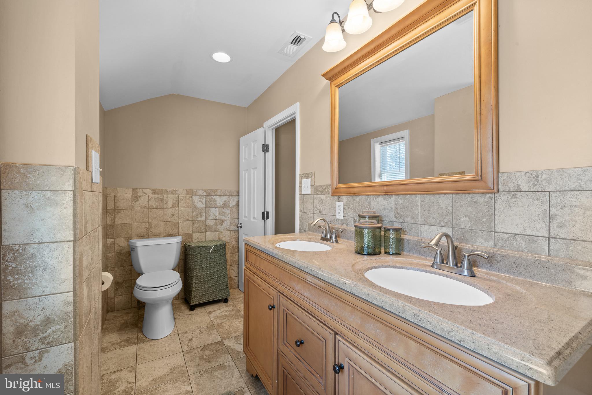 1521 Brierwood Road Havertown, PA 19083 - Photo 25 of 28