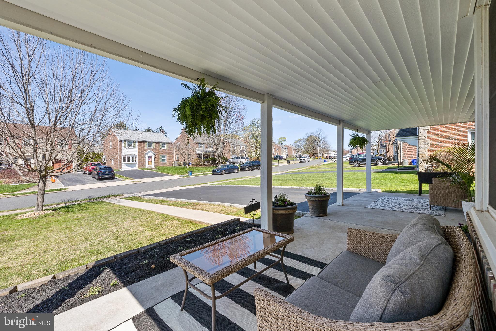 1521 Brierwood Road Havertown, PA 19083 - Photo 5 of 28