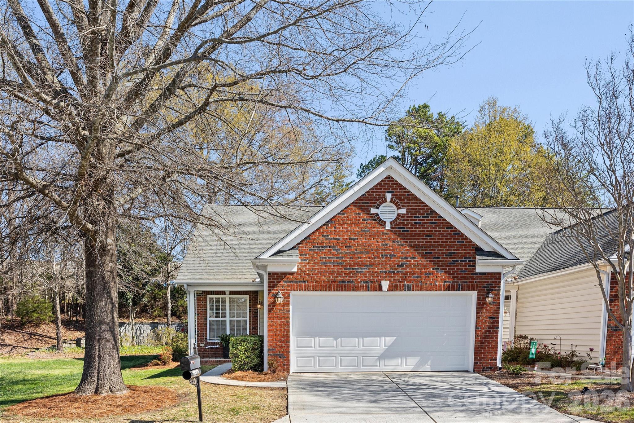 1657 Onyx Ridge Fort Mill, SC 29708 - Photo 3 of 34