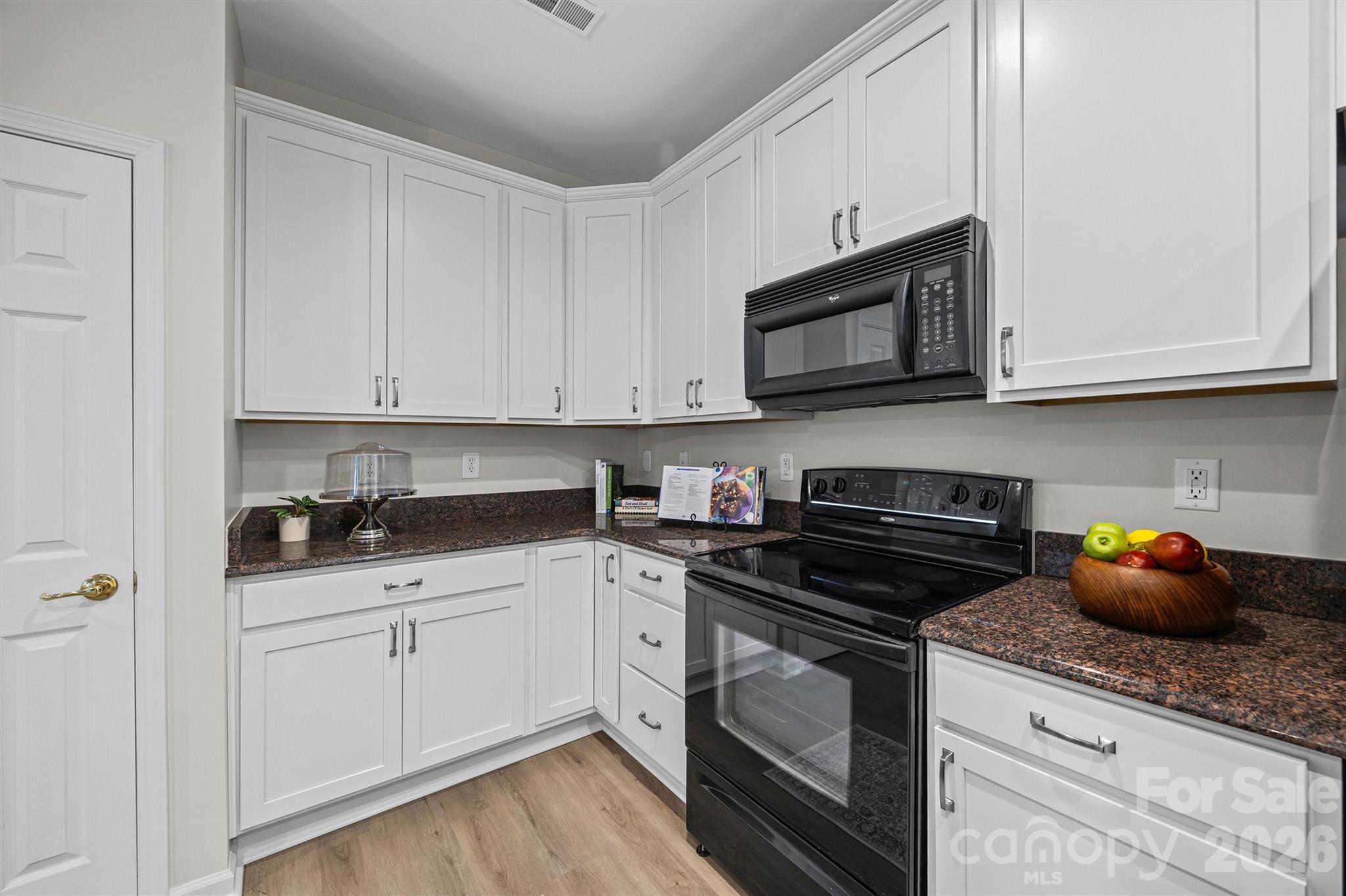 1657 Onyx Ridge Fort Mill, SC 29708 - Photo 10 of 34