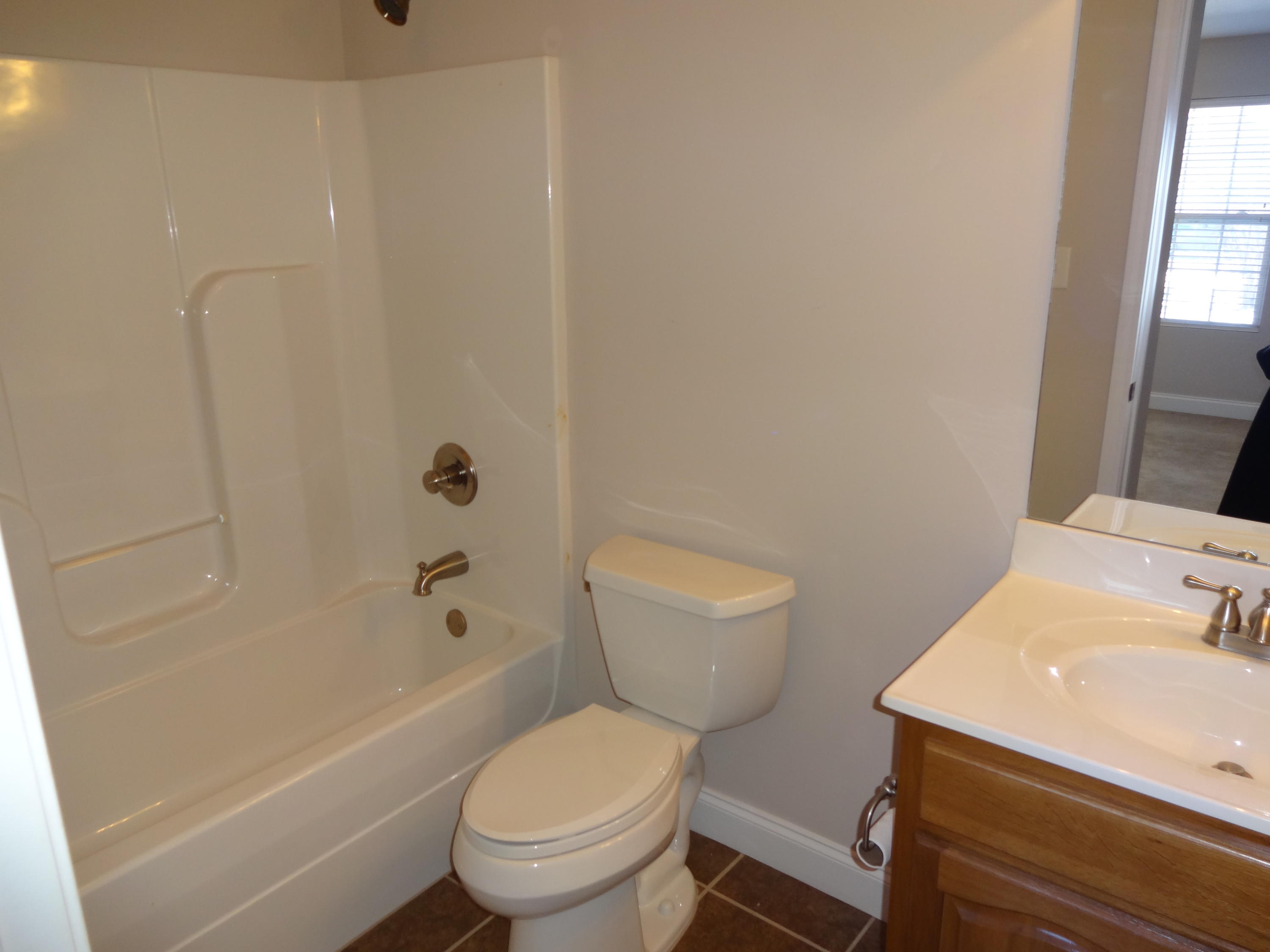 292 Angus Crossing Corryton, TN 37721 - Photo 17 of 25 Bedroom 2 Bath