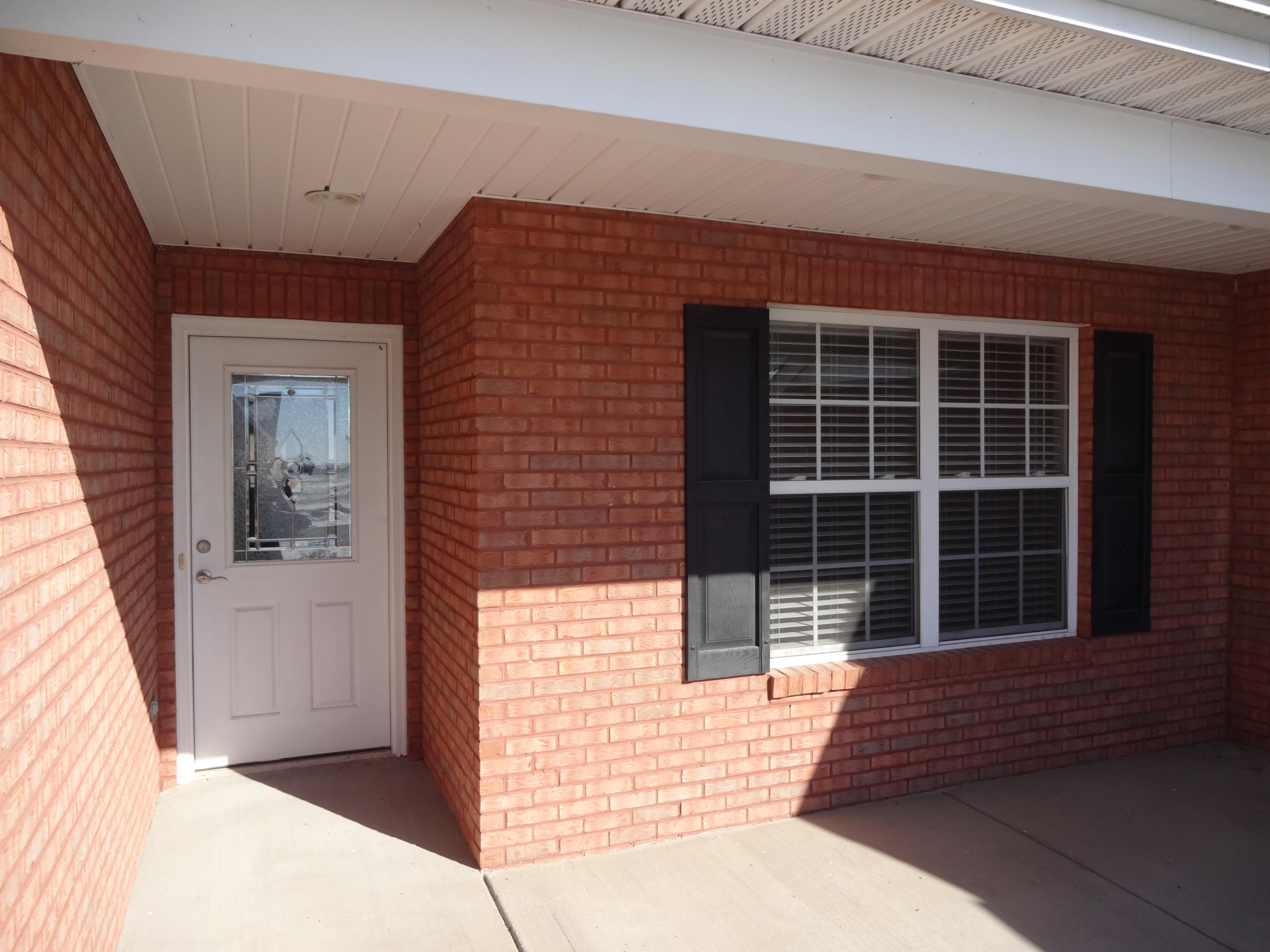 292 Angus Crossing Corryton, TN 37721 - Photo 20 of 25 Covered front porch