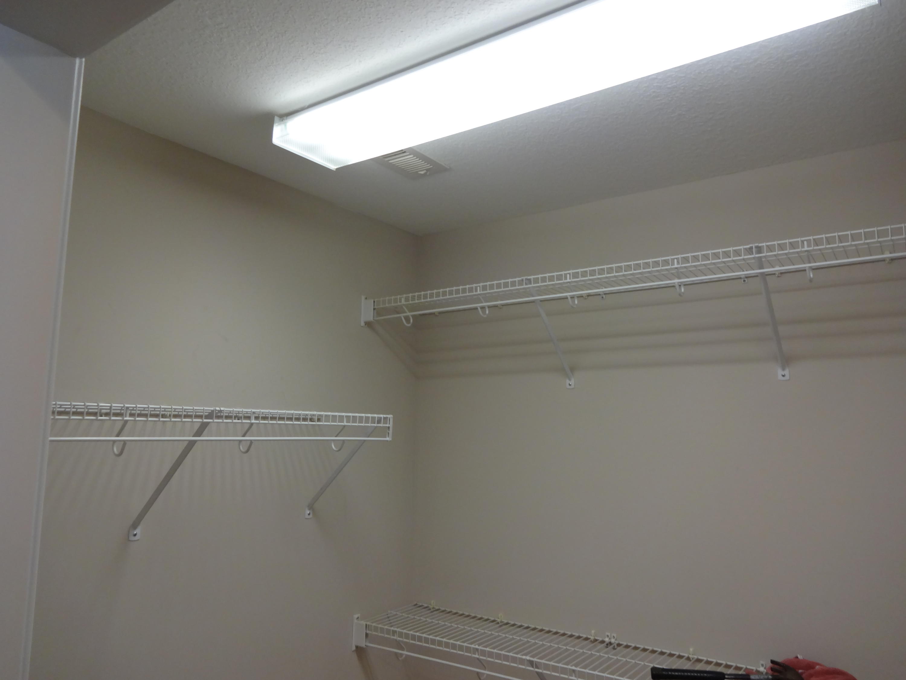 292 Angus Crossing Corryton, TN 37721 - Photo 9 of 25 Master Closet