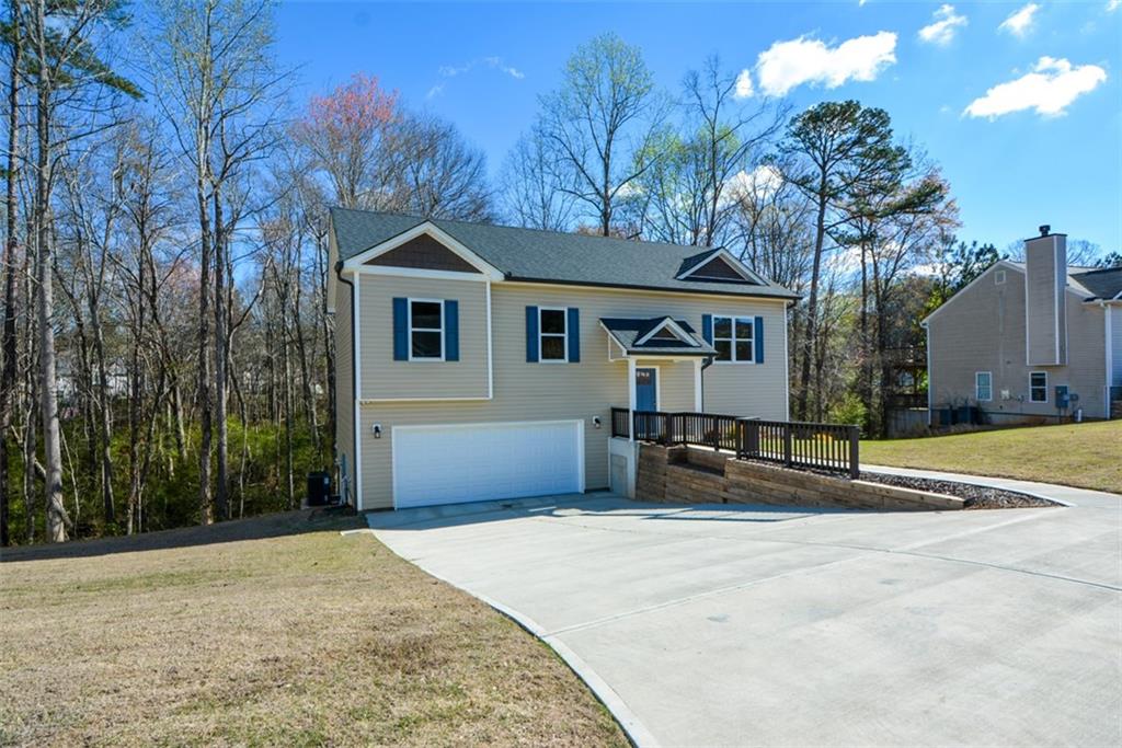 1816 Jessica Way Winder, GA 30680 - Photo 3 of 69