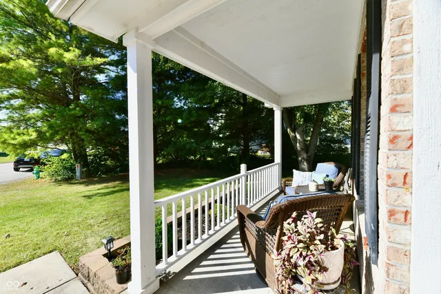 $349,900 | 1157 Runningbrook Court, Avon, IN 46123