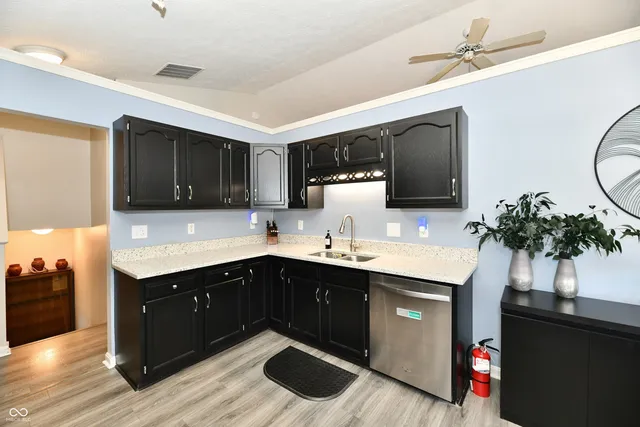 $349,900 | 1157 Runningbrook Court, Avon, IN 46123