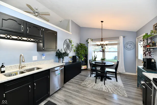 $349,900 | 1157 Runningbrook Court, Avon, IN 46123