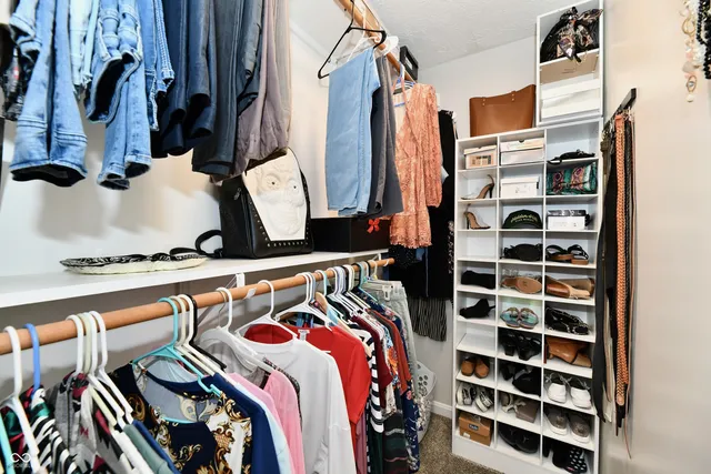 $349,900 | 1157 Runningbrook Court, Avon, IN 46123