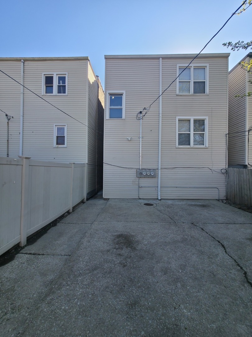 1748 North Keystone Avenue Chicago, IL 60639 - Photo 31 of 33