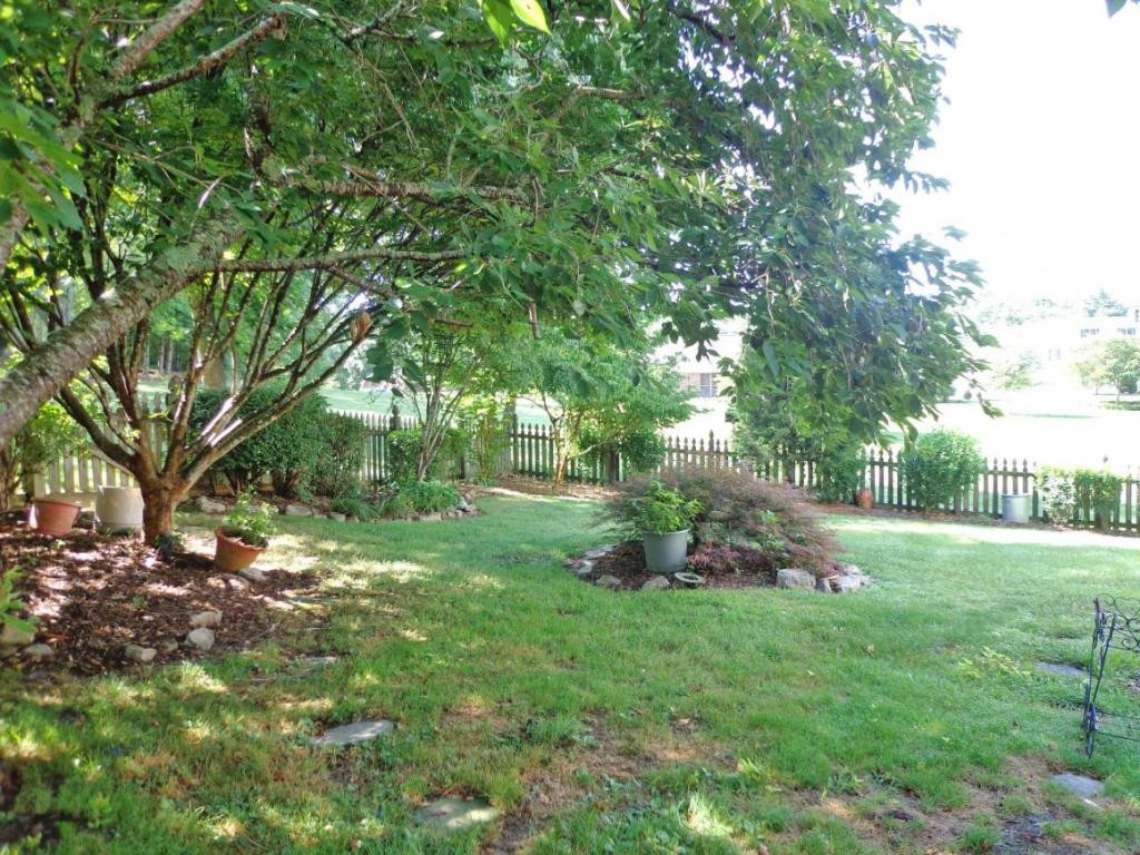 2016 Ridgefield Road Johnson City, TN 37601 - Photo 5 of 13 Photo 5