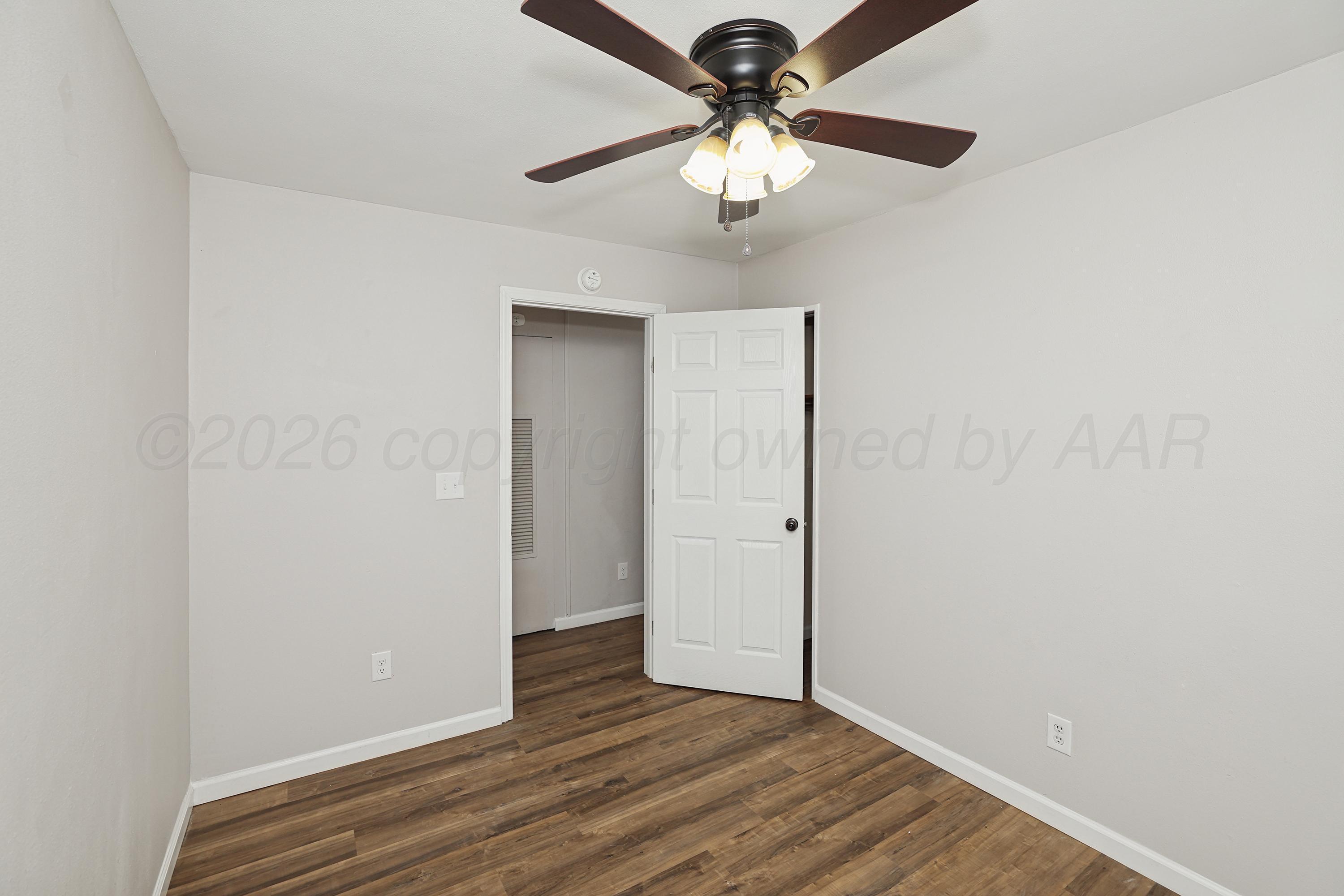 4302 Summit Circle Amarillo, TX 79109 - Photo 21 of 34 23-4th Bedroom