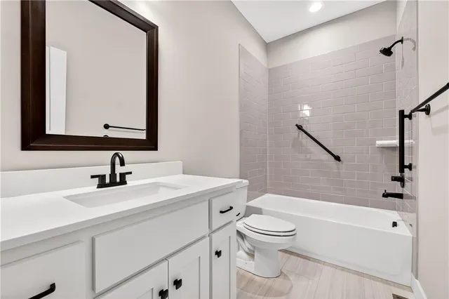 $420,000 | 24985 West 94th Street, Lenexa, KS 66227