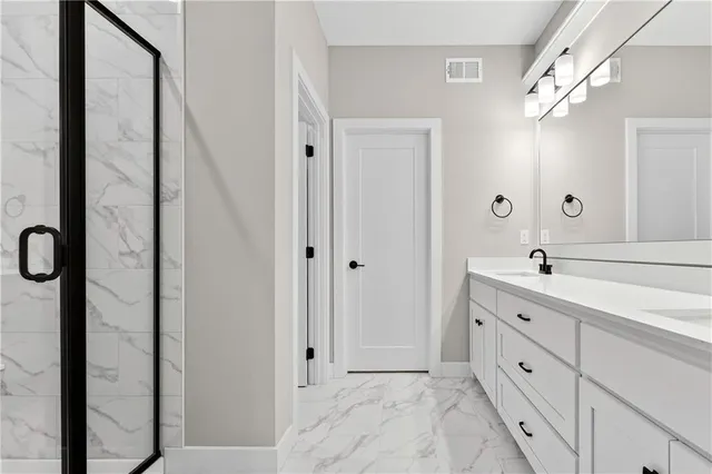 $420,000 | 24985 West 94th Street, Lenexa, KS 66227