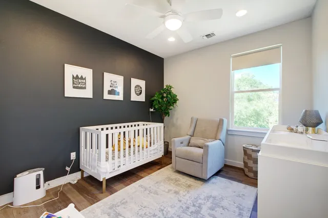 $3,800 | 4006 Airport Boulevard, Unit 18, Austin, TX 78722