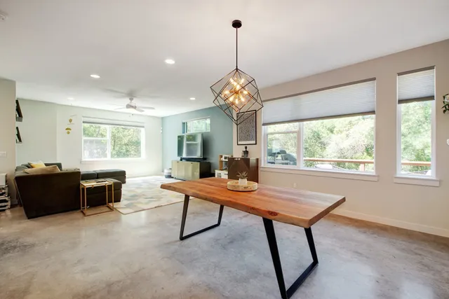 $3,800 | 4006 Airport Boulevard, Unit 18, Austin, TX 78722