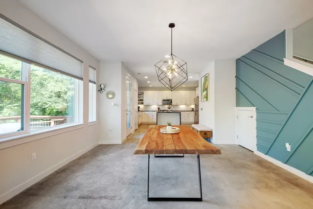 $3,800 | 4006 Airport Boulevard, Unit 18, Austin, TX 78722