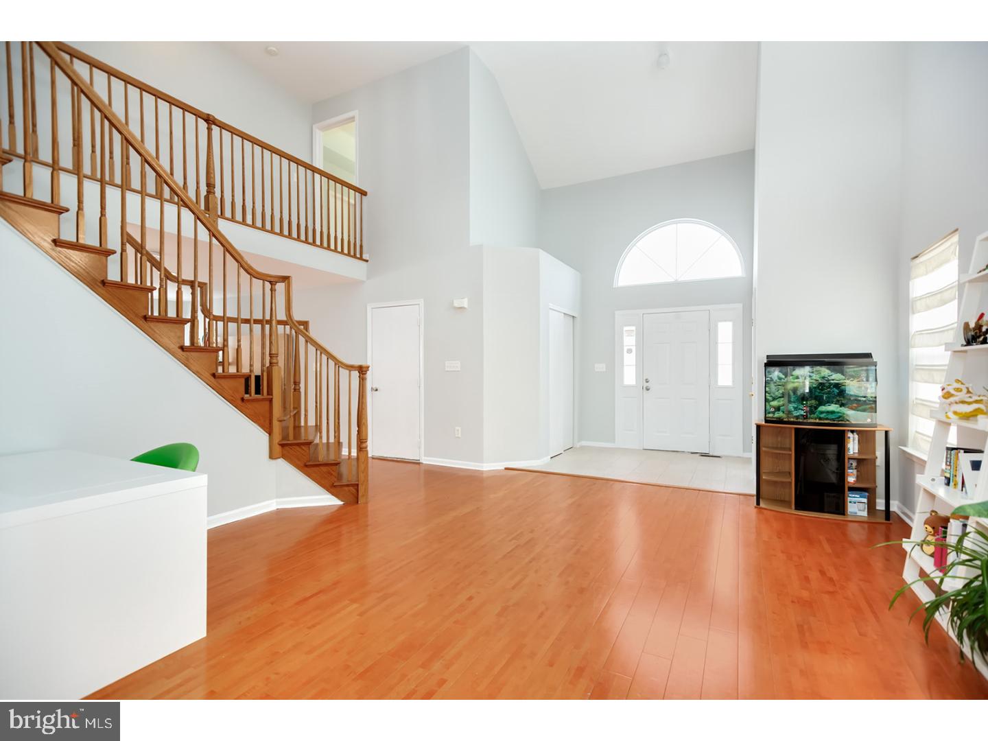 6 Richards Road Lawrence Township, NJ 08648 - Photo 4 of 24 Gallery Image 4