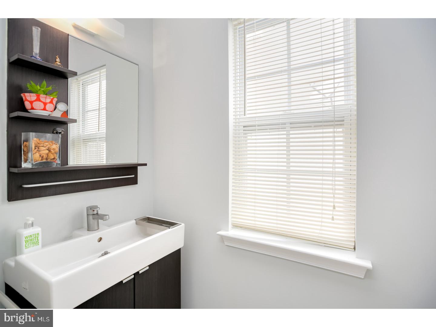 6 Richards Road Lawrence Township, NJ 08648 - Photo 5 of 24 Gallery Image 5