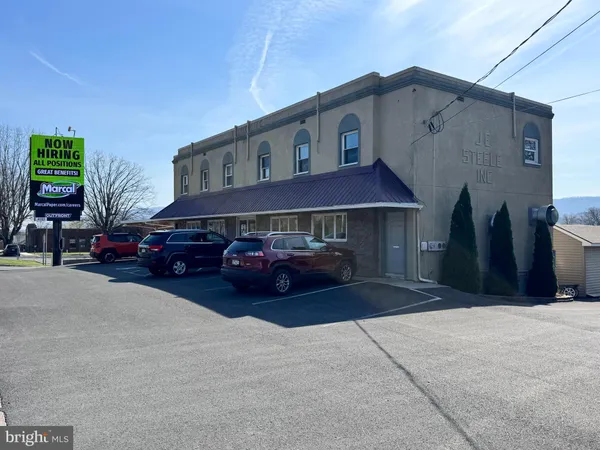 $675,000 | 1242 West 4th Street, Lewistown, PA 17044