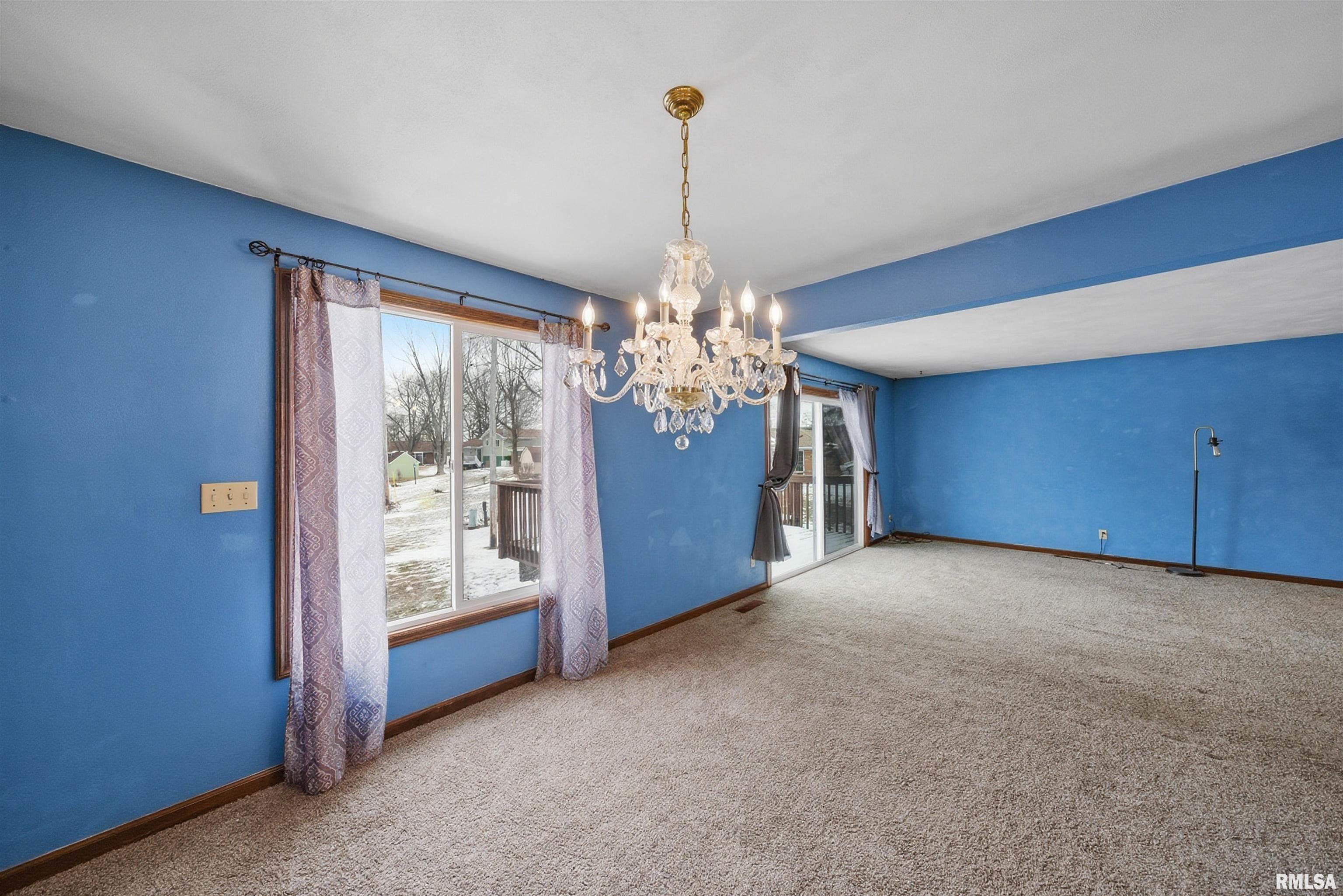 306 North Stone Church Road Peoria, IL 61604 - Photo 11 of 50