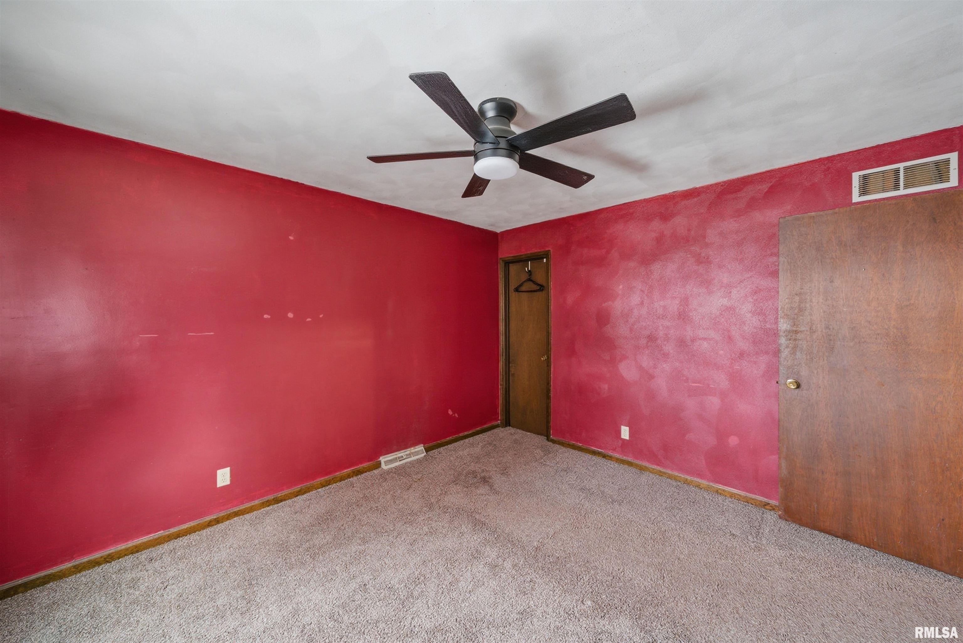 306 North Stone Church Road Peoria, IL 61604 - Photo 22 of 50