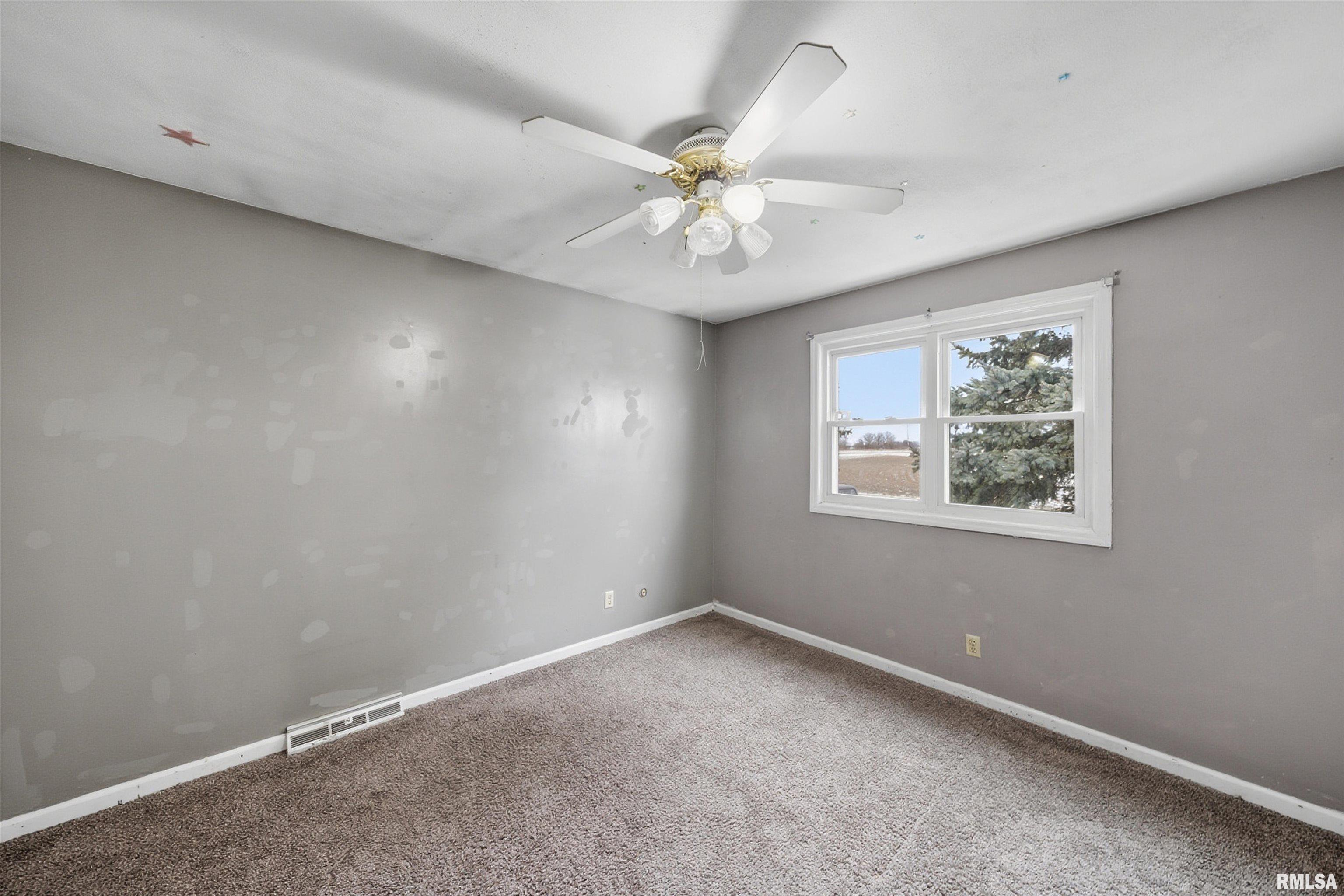 306 North Stone Church Road Peoria, IL 61604 - Photo 27 of 50