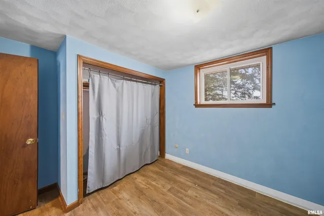 $267,500 | 306 North Stone Church Road, Peoria, IL 61604