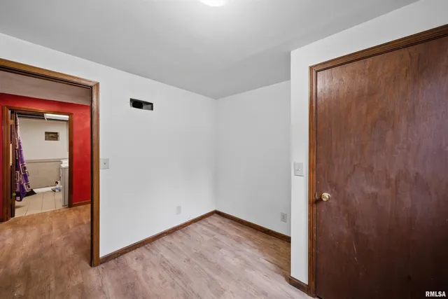 $267,500 | 306 North Stone Church Road, Peoria, IL 61604