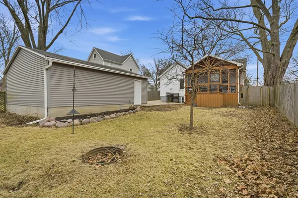 $170,000 | 921 West Wood Street, Bloomington, IL 61701