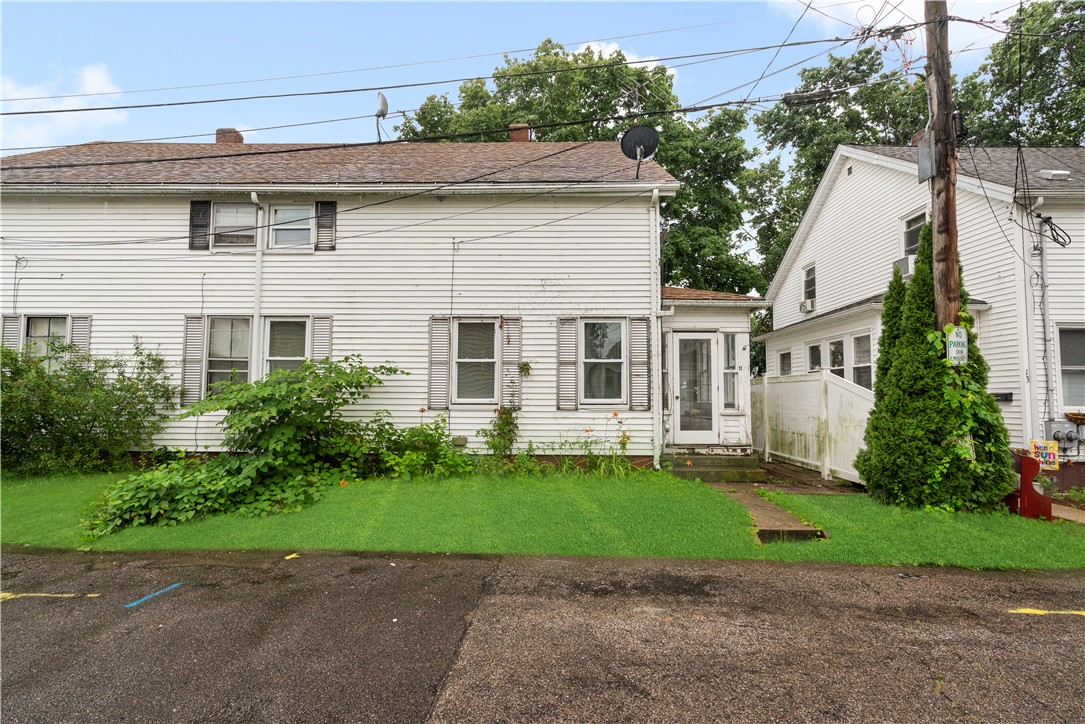 9 Beckside Road North Providence, RI 02911 - Photo 1 of 15 Gallery Image 1