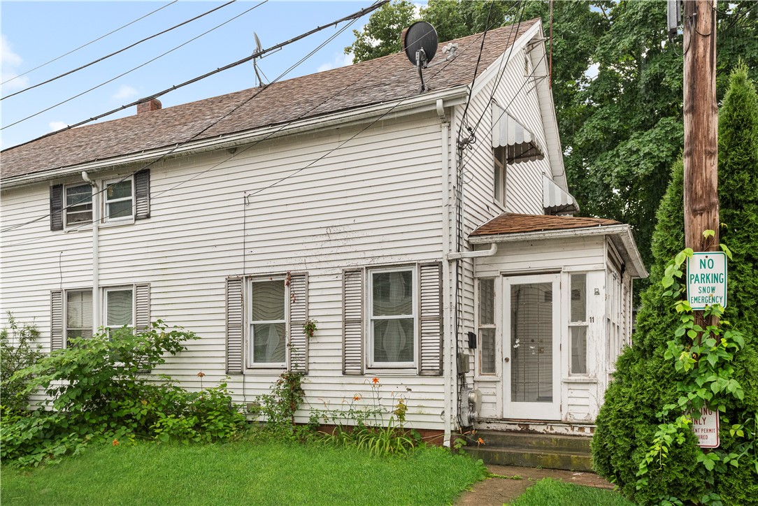 9 Beckside Road North Providence, RI 02911 - Photo 2 of 15 Gallery Image 2