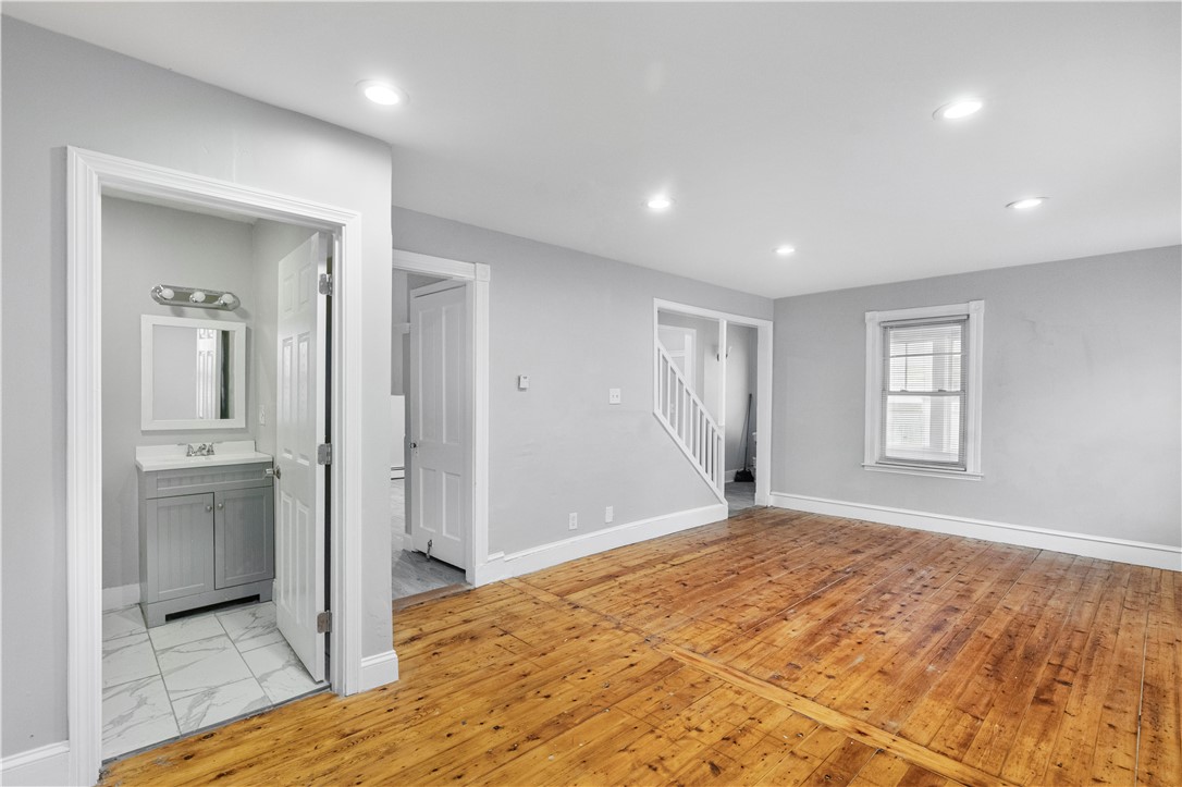 9 Beckside Road North Providence, RI 02911 - Photo 7 of 15 Gallery Image 7