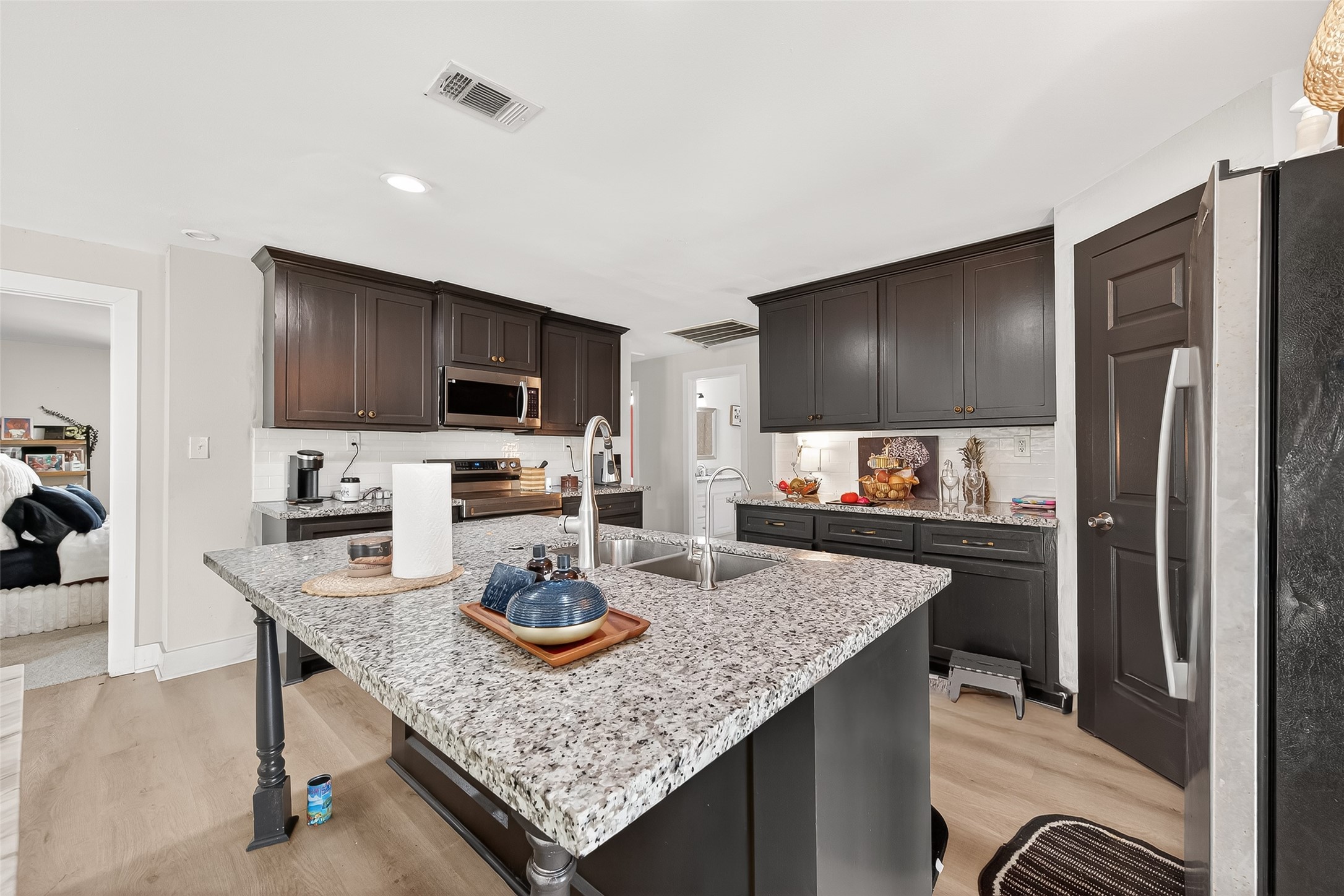 29927 County Road 25 Damon, TX 77430 - Photo 11 of 43