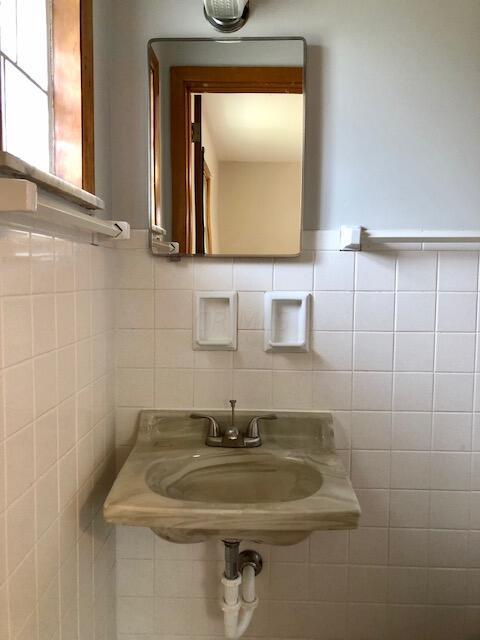 4439 Kenfield Road Columbus, OH 43224 - Photo 17 of 28 Gallery Image 17