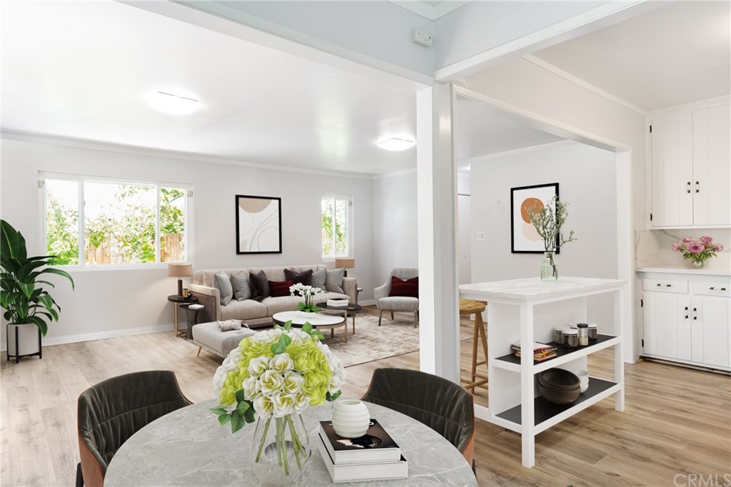 7949 Ramsgate Avenue Los Angeles, CA 90045 - Photo 2 of 26