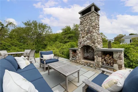 $4,950,000 | 20 Passpataug Avenue, Westerly, RI 02891