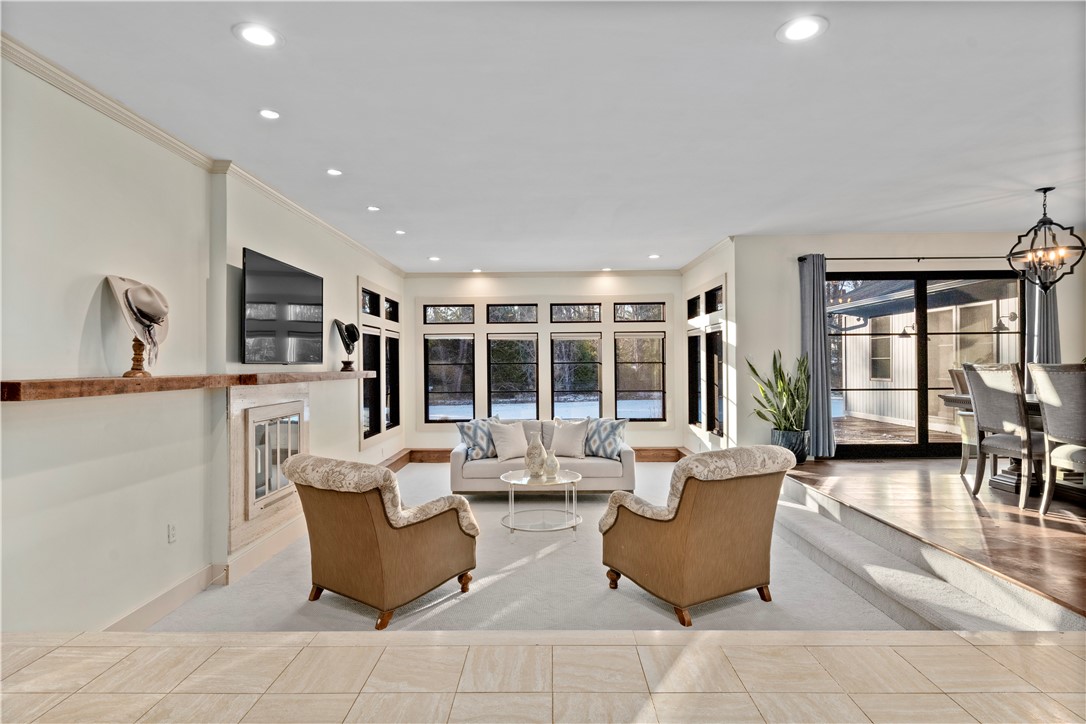 30 Gilbert Stuart Drive Warwick, RI 02818 - Photo 4 of 50