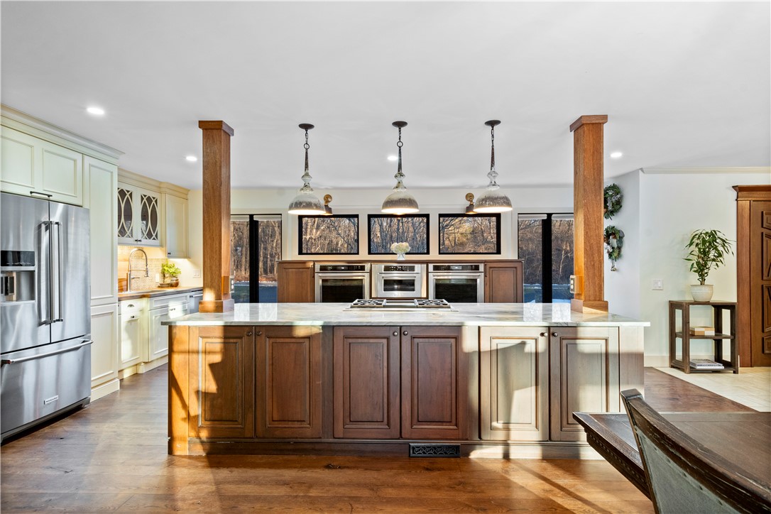 30 Gilbert Stuart Drive Warwick, RI 02818 - Photo 10 of 50