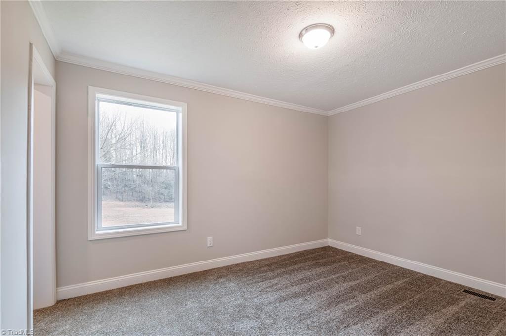 1863 CC Camp Road Elkin, NC 28621 - Photo 22 of 30 Gallery Image 22