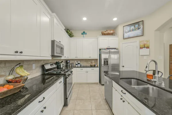 $345,000 | 25003 Lakecrest Glen Drive, Katy, TX 77493