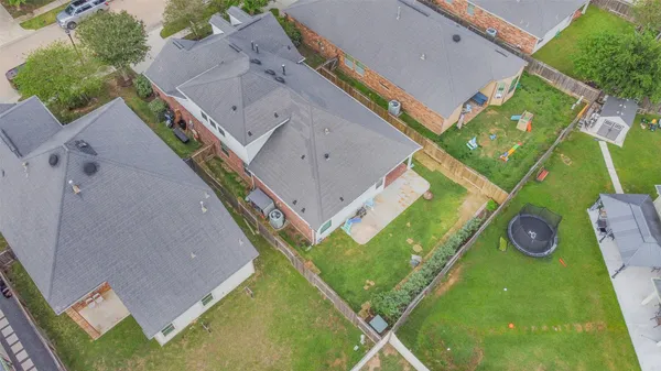 $345,000 | 25003 Lakecrest Glen Drive, Katy, TX 77493