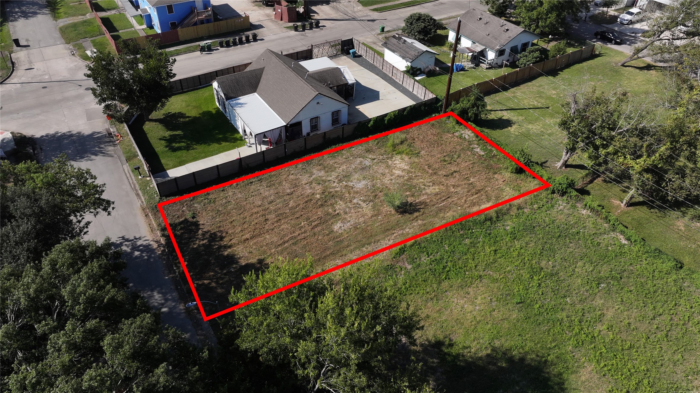 6644 Burkett Street Houston, TX 77021 - Photo 1 of 9 an aerial view of a tennis court