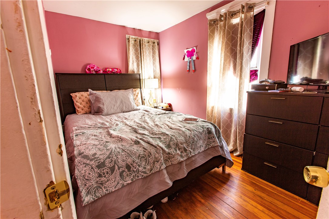 235 Laban Street Providence, RI 02909 - Photo 9 of 27