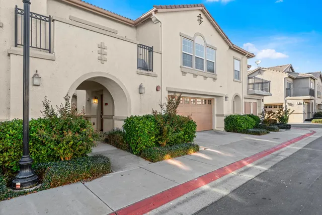$349,999 | 3301 North Park Drive, Unit 513, Sacramento, CA 95835
