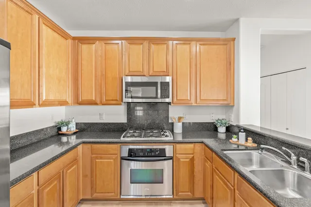 $349,999 | 3301 North Park Drive, Unit 513, Sacramento, CA 95835