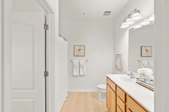 $349,999 | 3301 North Park Drive, Unit 513, Sacramento, CA 95835